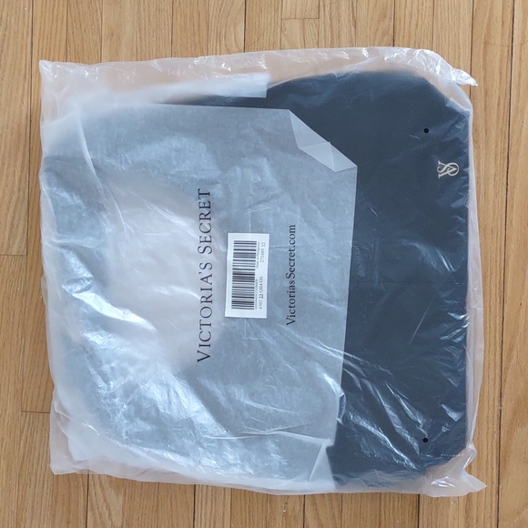 Victoria's Secret Black Bow Tote Bag - Picture 3 of 3